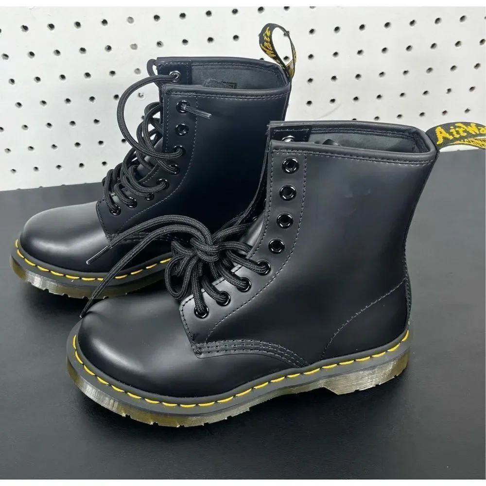 Dr.Martens combat boots
